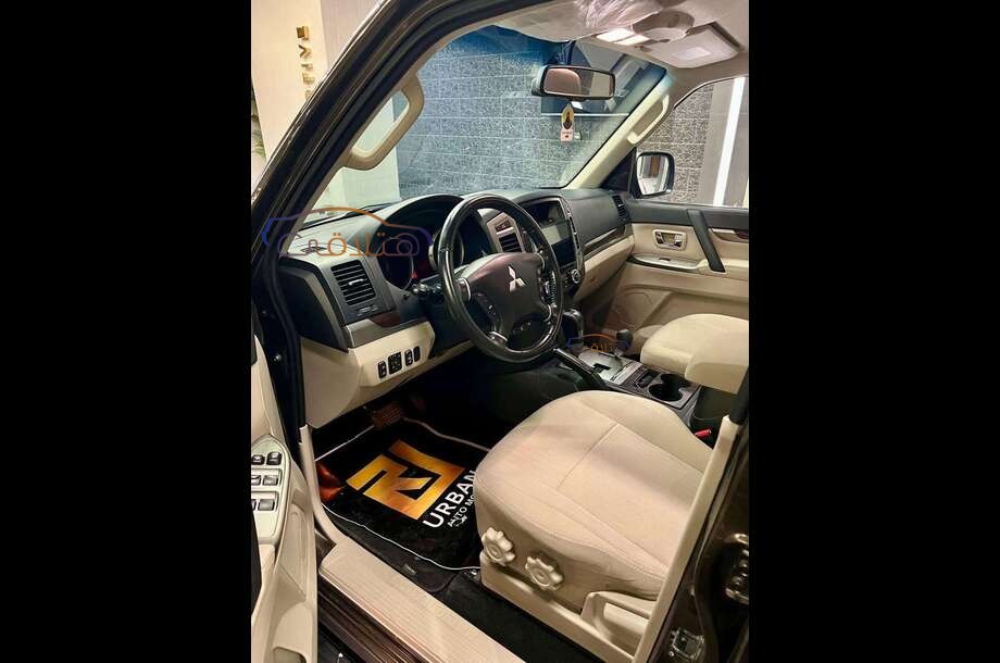 Pajero Mitsubishi Bronze
