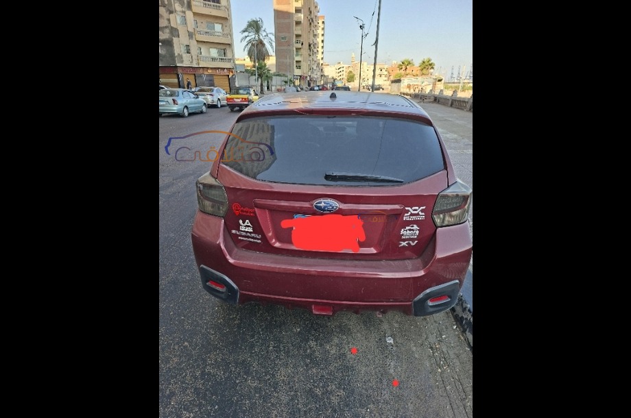 XV Subaru احمر غامق