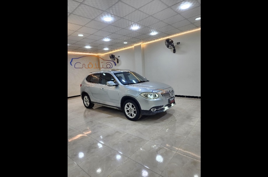 V5 Brilliance فضي