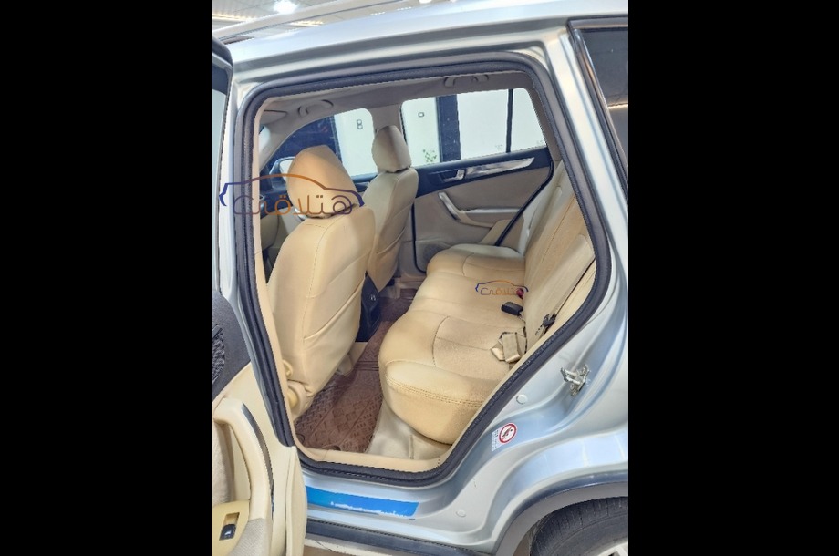 V5 Brilliance فضي