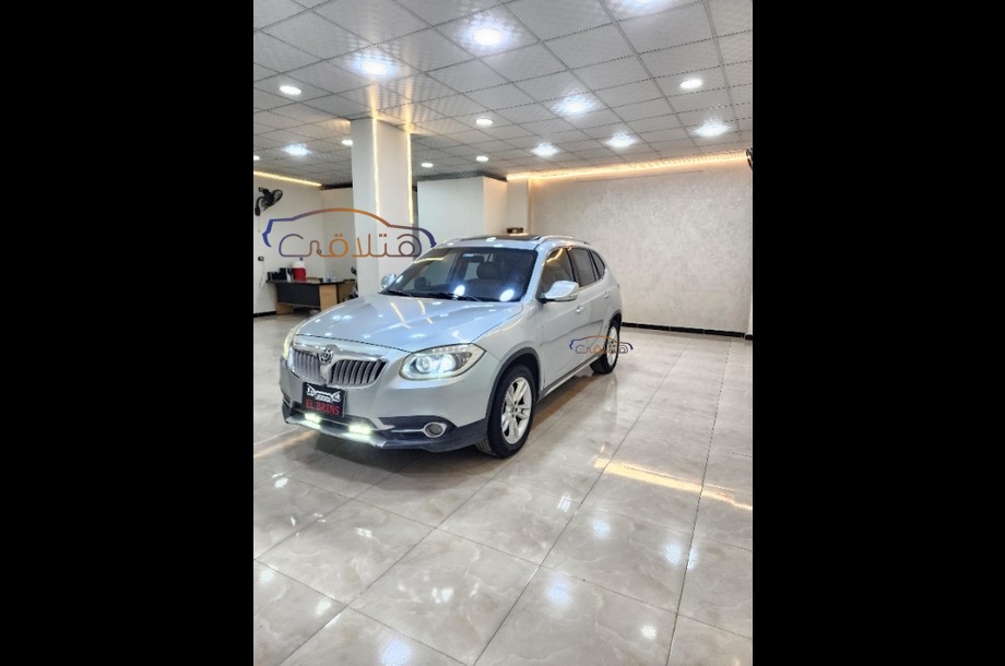 V5 Brilliance فضي