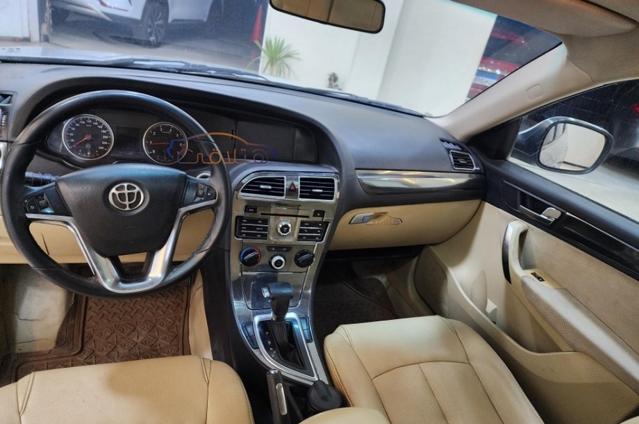 V5 Brilliance فضي