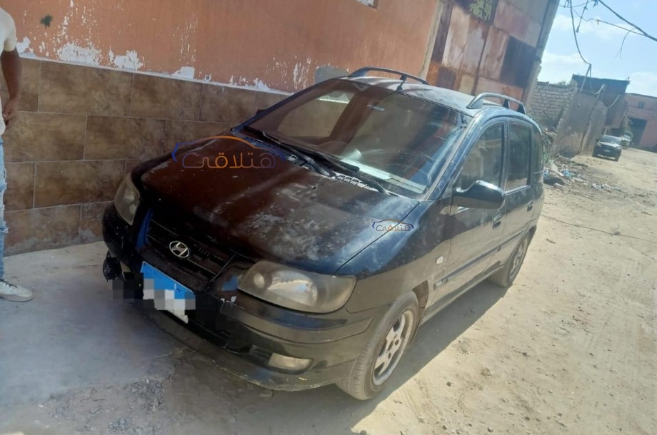 Matrix Hyundai أسود