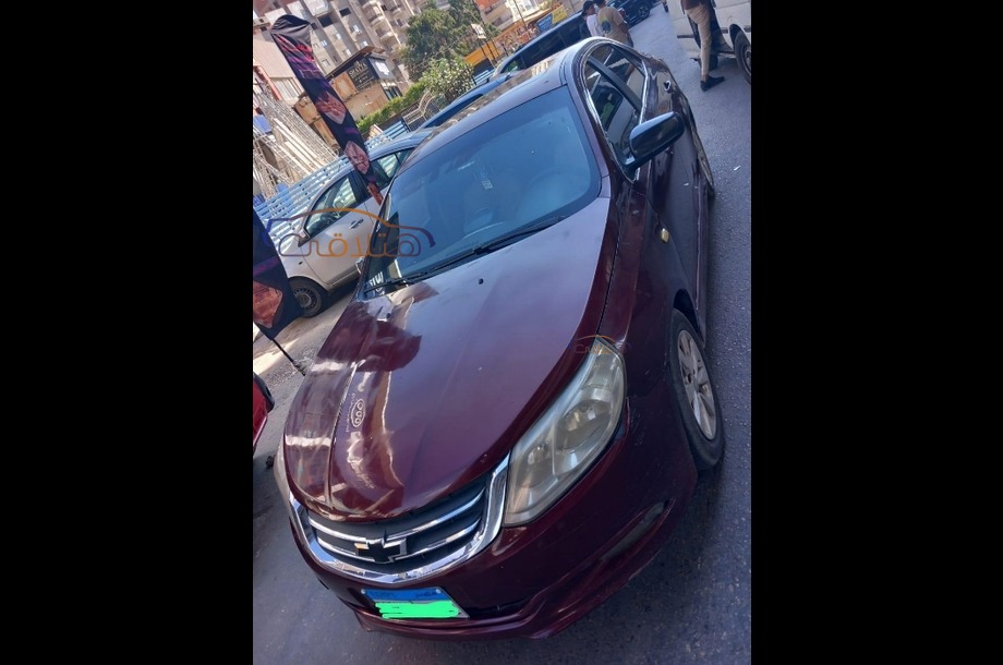 Optra Chevrolet Dark red