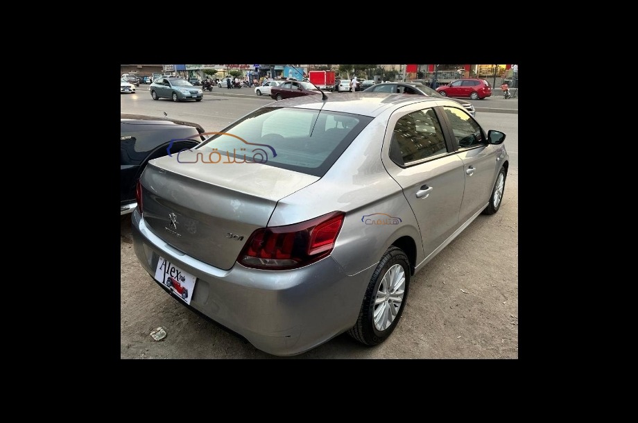301 Peugeot Dark grey