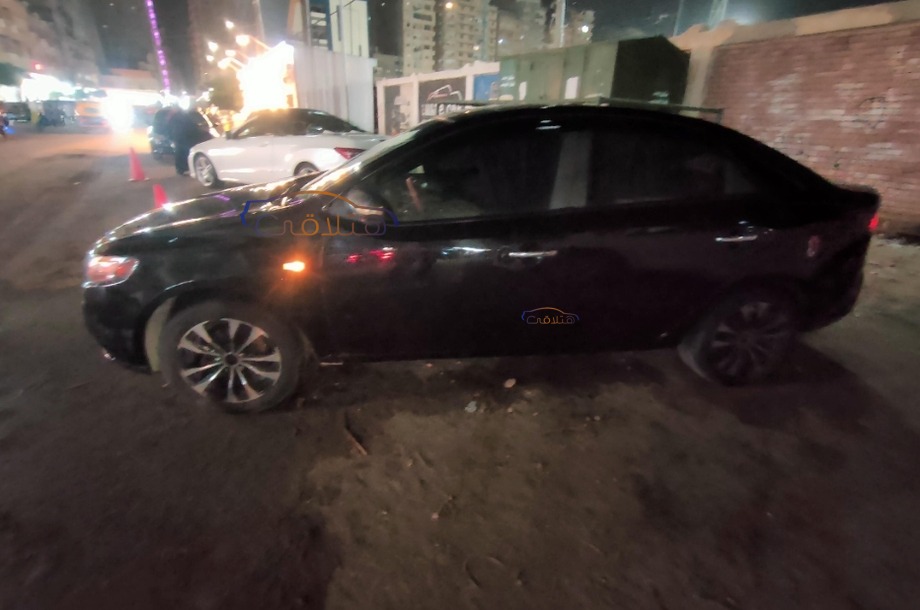 Cerato Kia أسود