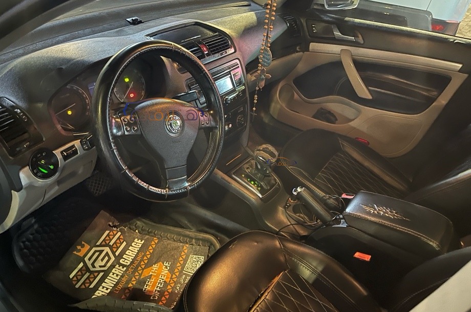 Octavia A5 Skoda شمبان