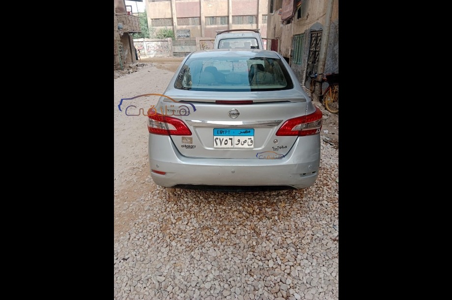 Sentra Nissan Silver