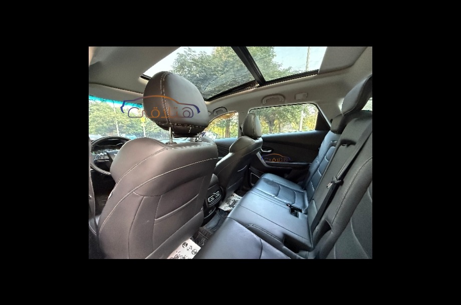 Corolla Toyota فضي