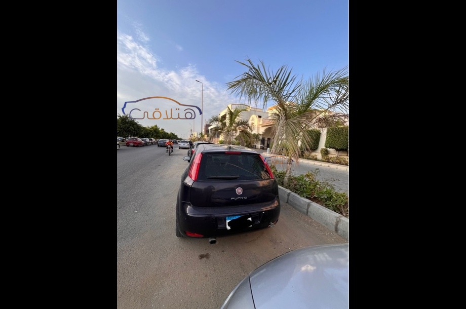 Punto Fiat Dark blue