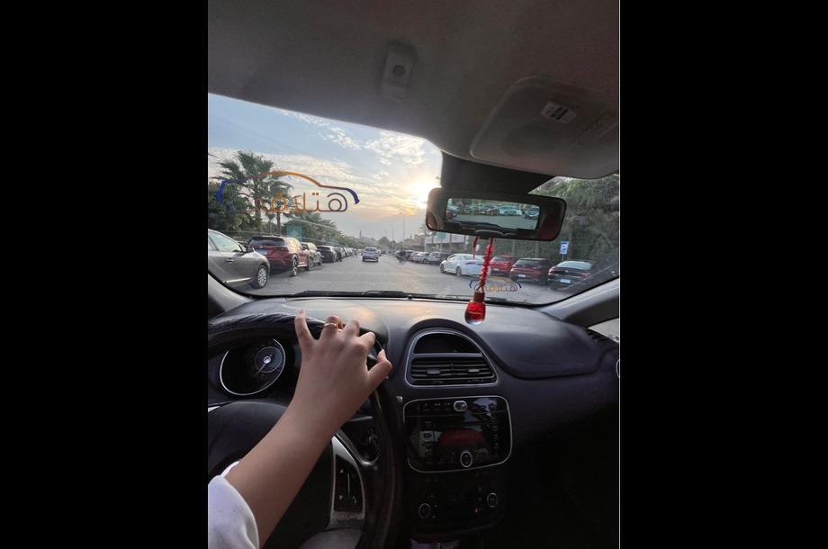 Punto Fiat Dark blue