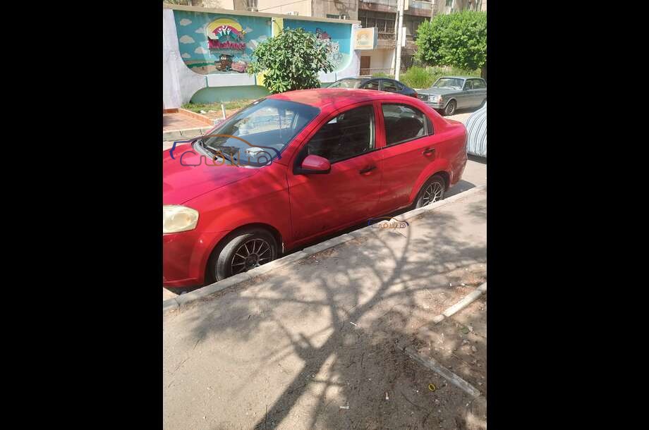 Aveo Chevrolet احمر