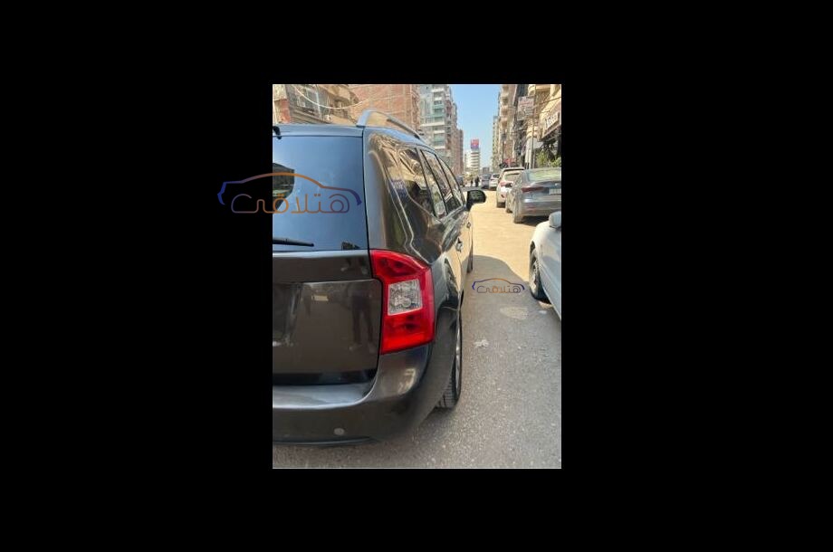 Carens Kia موكا