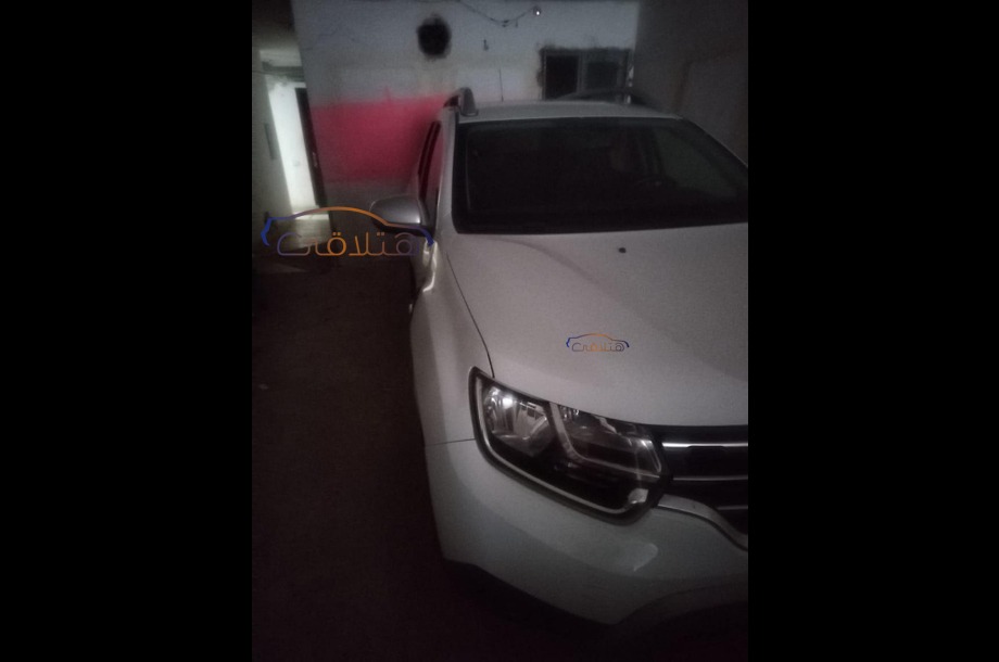 Duster Renault White