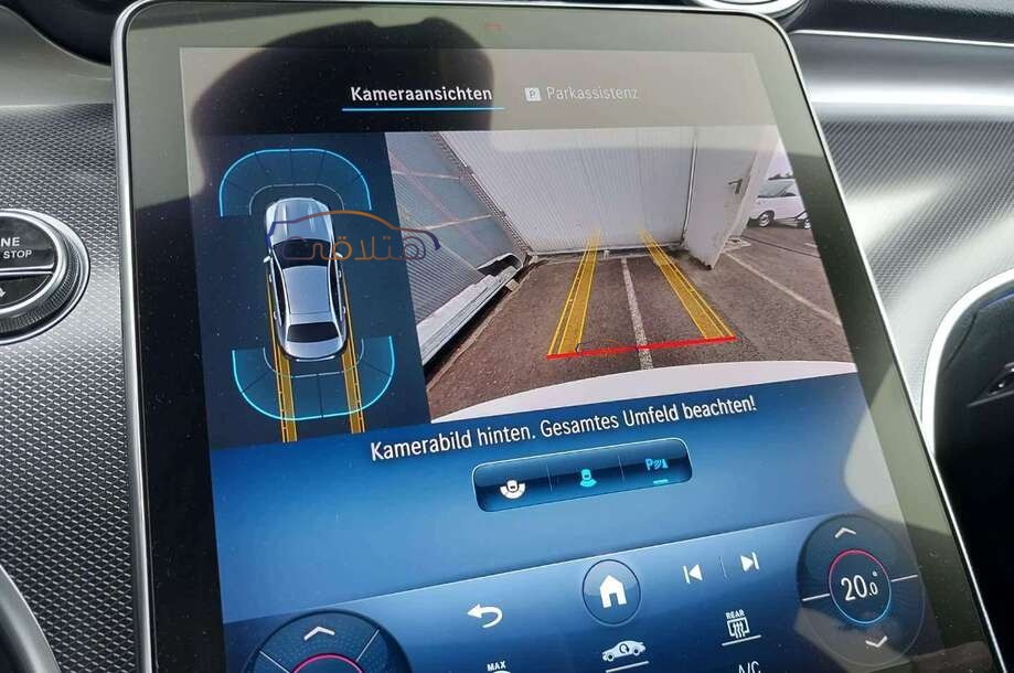 C 200 Mercedes أسود