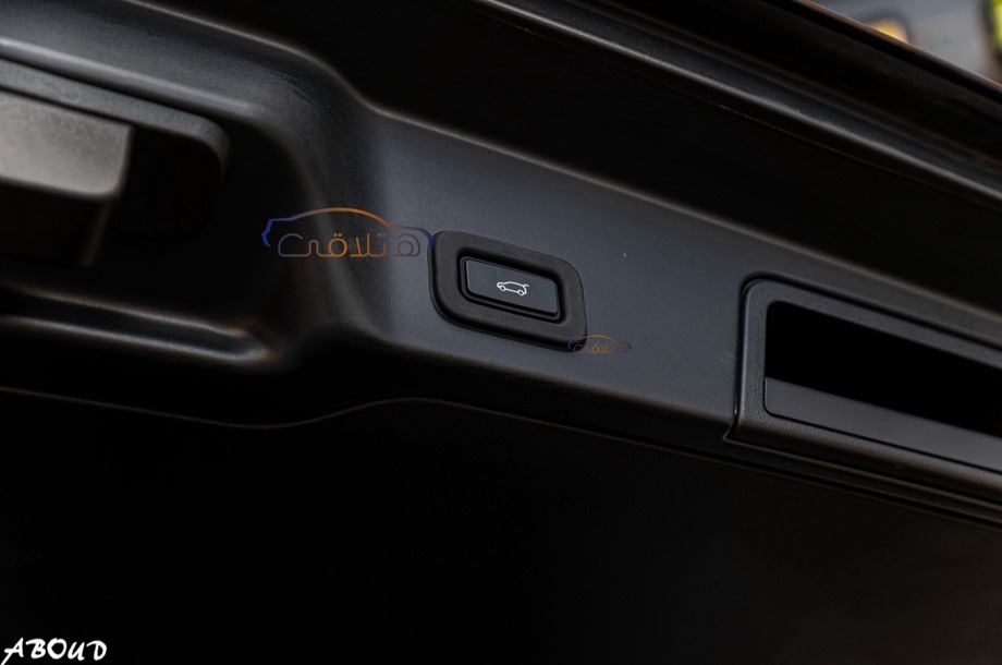 Evoque Land Rover Blue