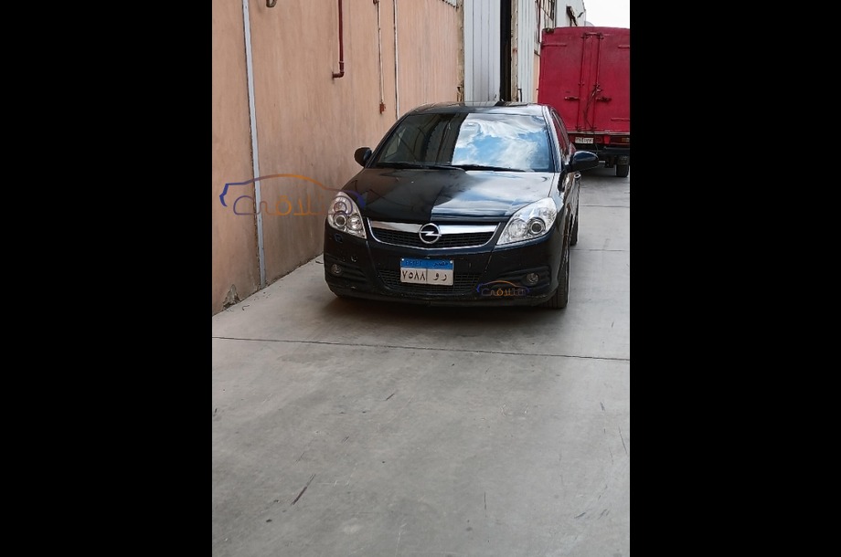 Vectra Opel أسود
