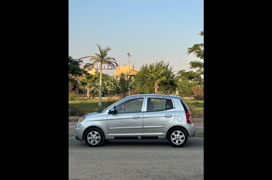 Picanto Kia فضي