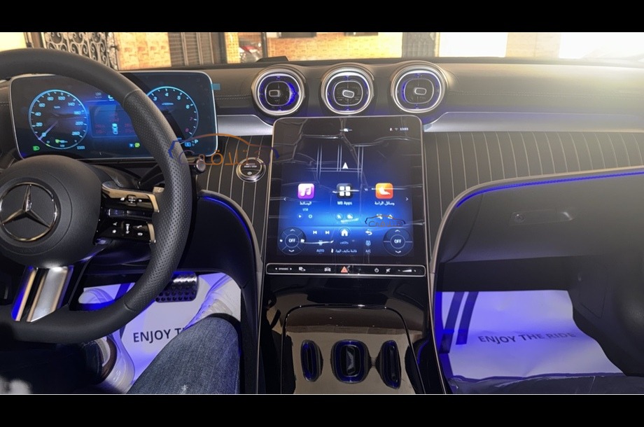 C 180 Mercedes Black