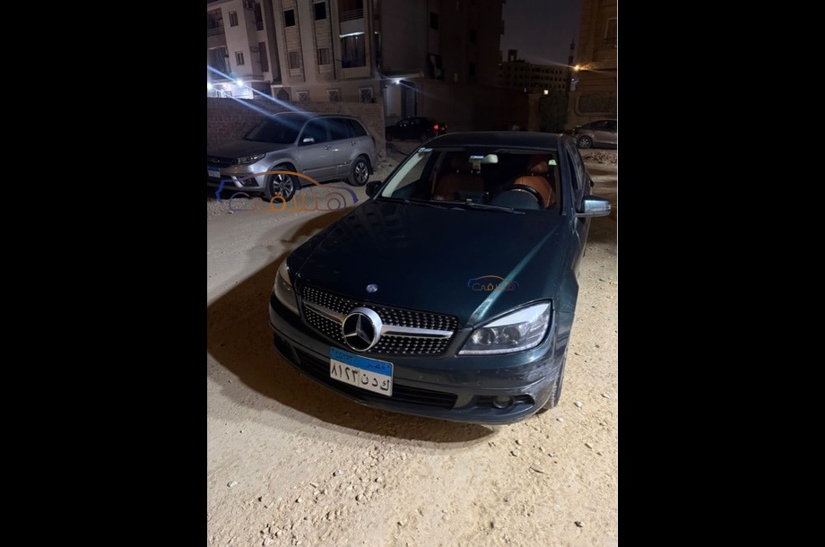 C 180 Mercedes Dark green