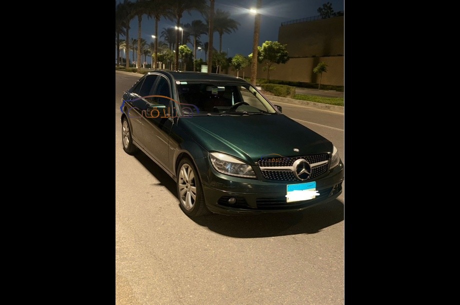 C 180 Mercedes Dark green