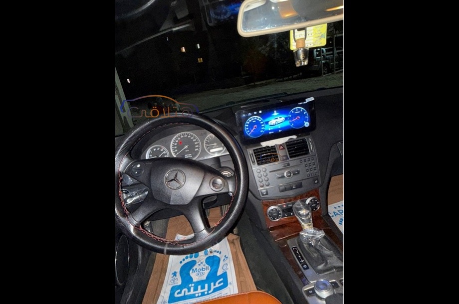 C 180 Mercedes Dark green