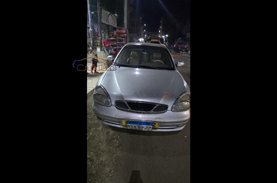 Nubira 2 Daewoo فضي