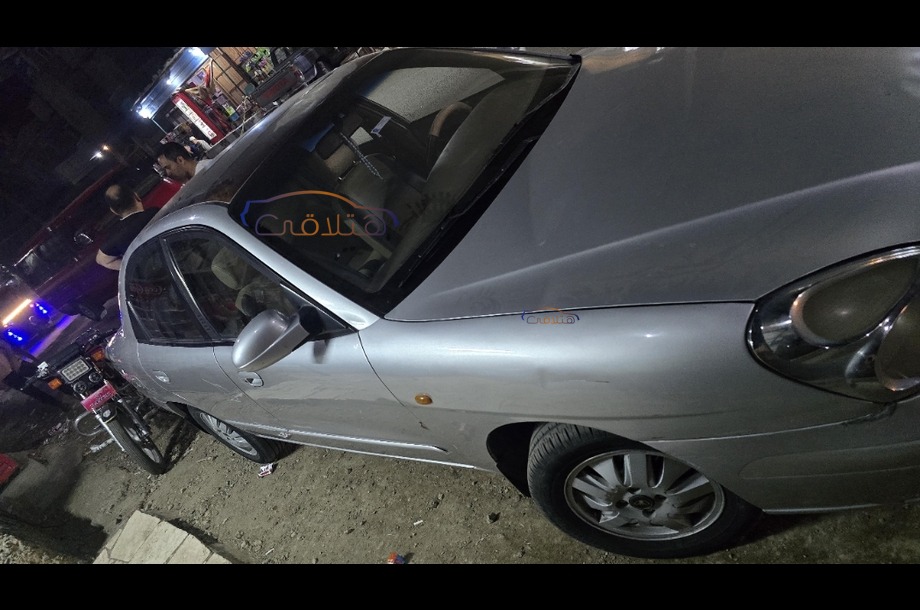 Nubira 2 Daewoo فضي