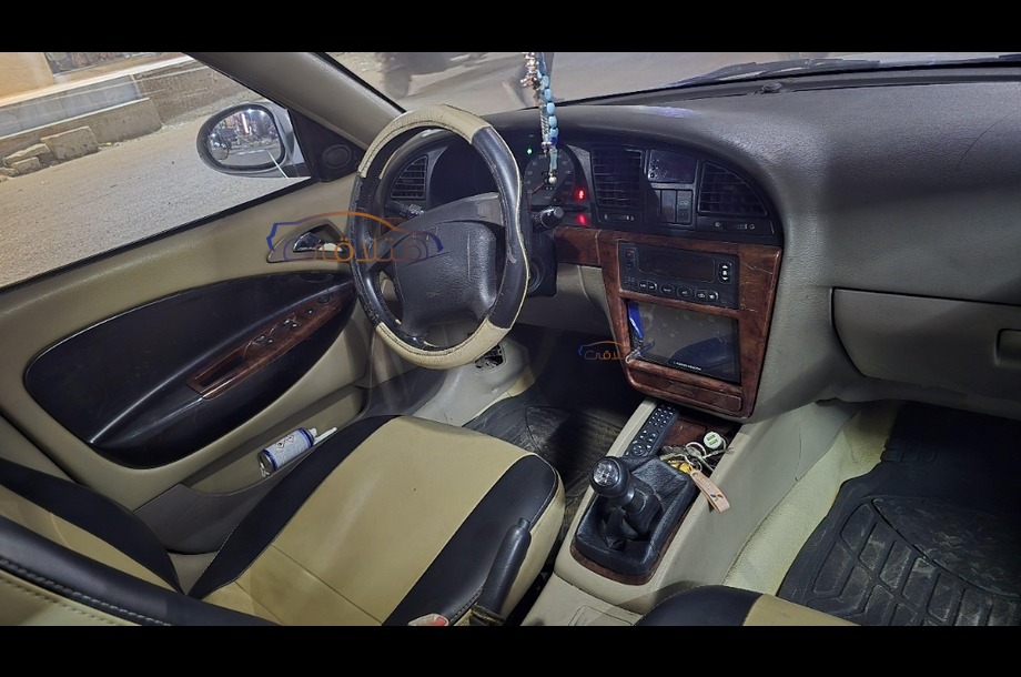 Nubira 2 Daewoo فضي