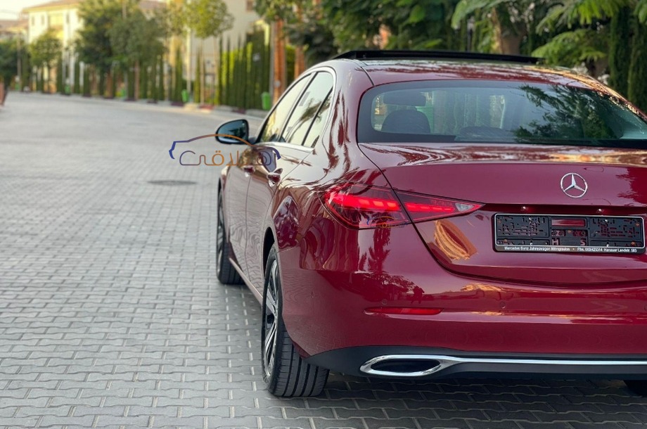 C 200 Mercedes احمر