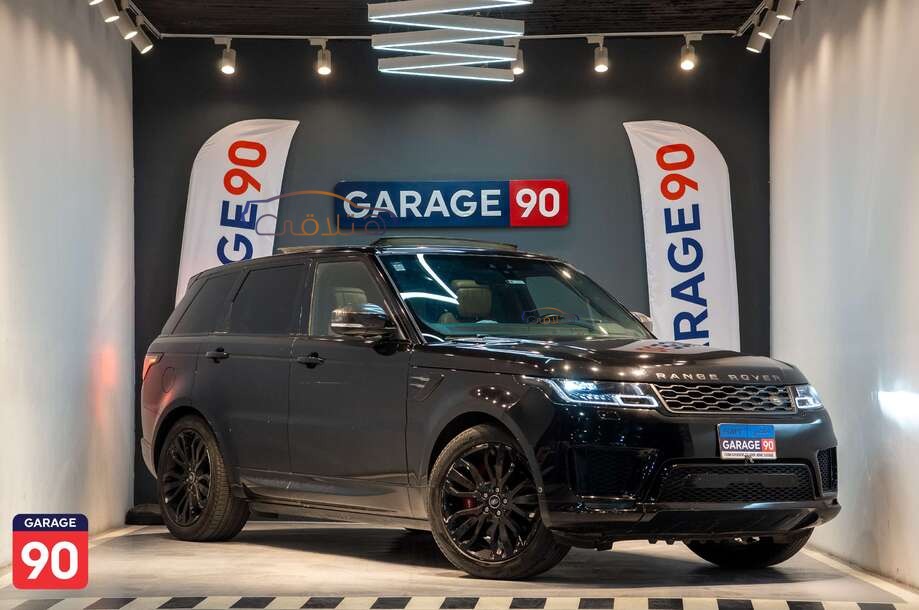 Sport Land Rover أسود