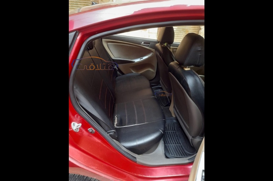 Accent RB Hyundai احمر