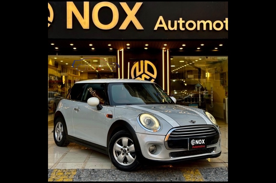 Cooper Mini رمادي