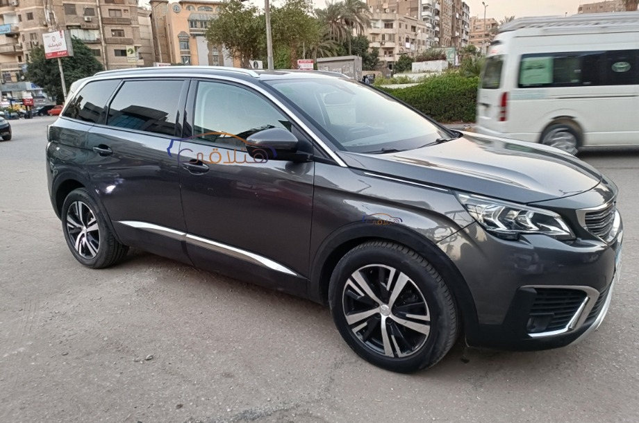 5008 Peugeot آخر