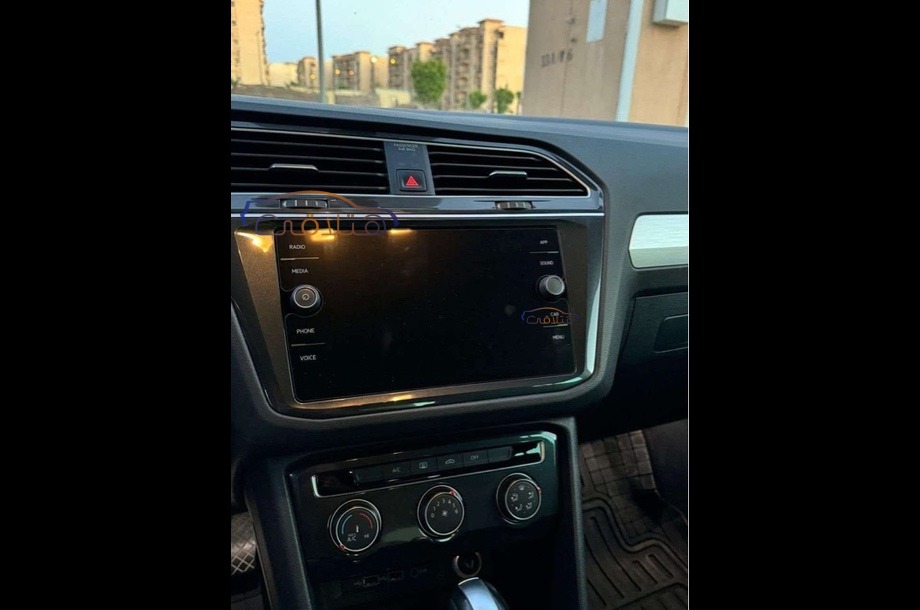 Tiguan Volkswagen Gray