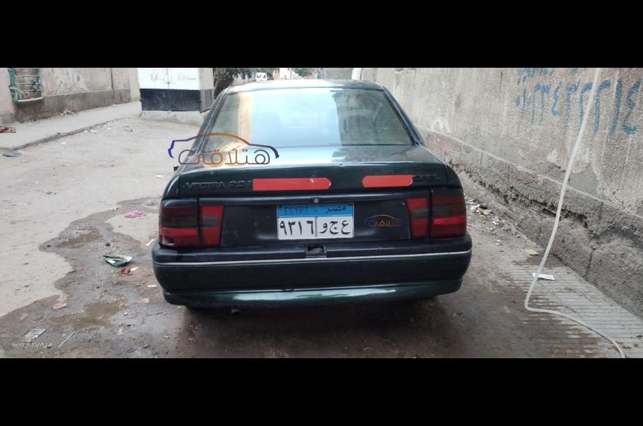 Vectra Opel أخضر