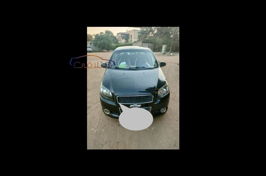 Aveo Chevrolet أسود