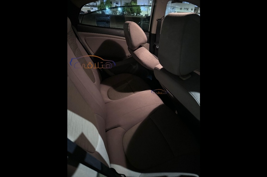 Accent Hyundai أبيض