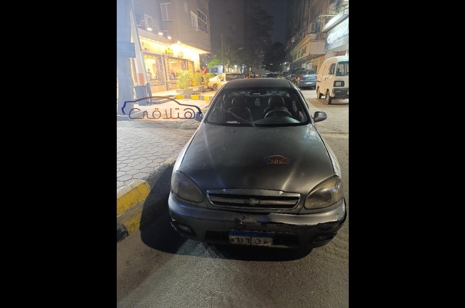 Lanos Chevrolet فضي