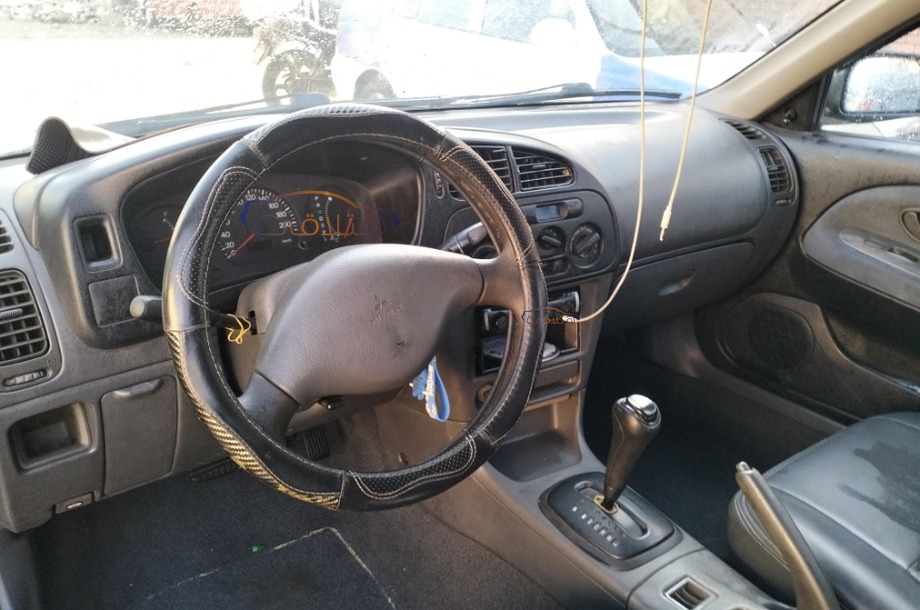 Lancer Crystala Mitsubishi Green