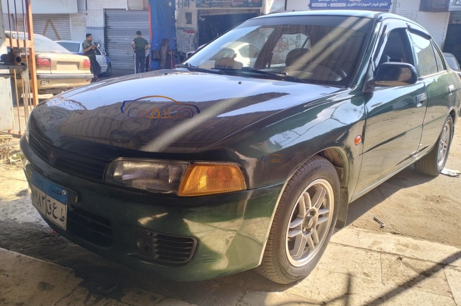 Lancer Crystala Mitsubishi Green