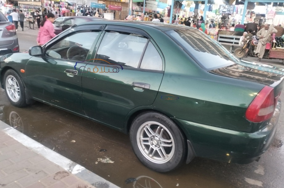 Lancer Crystala Mitsubishi Green