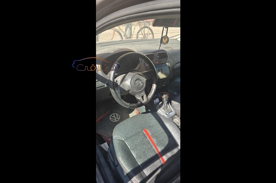 Polo Volkswagen Gray