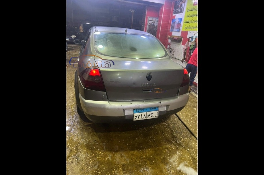 Megane Renault رمادي