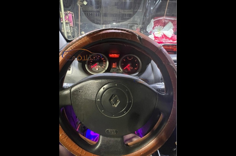 Megane Renault رمادي