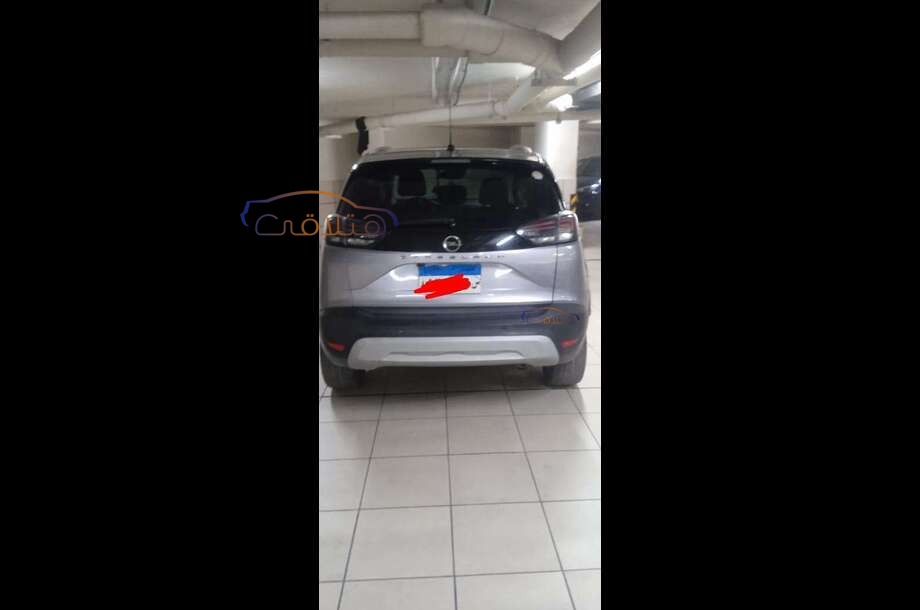 Crossland Opel فضي