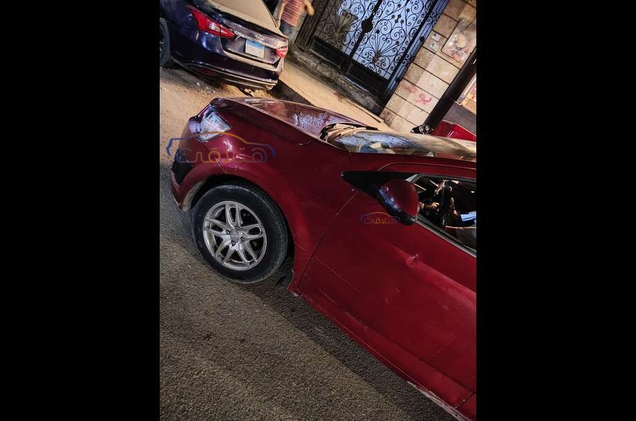 Sonic Chevrolet احمر