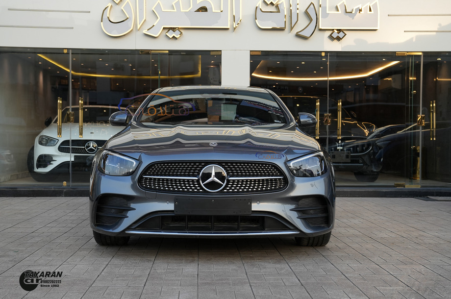 E 300 Mercedes رمادي