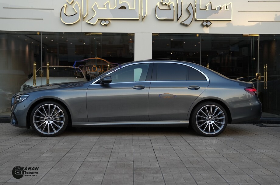 E 300 Mercedes رمادي