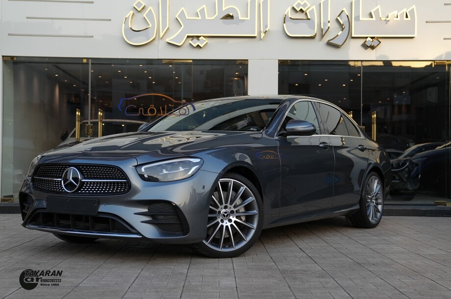 E 300 Mercedes رمادي
